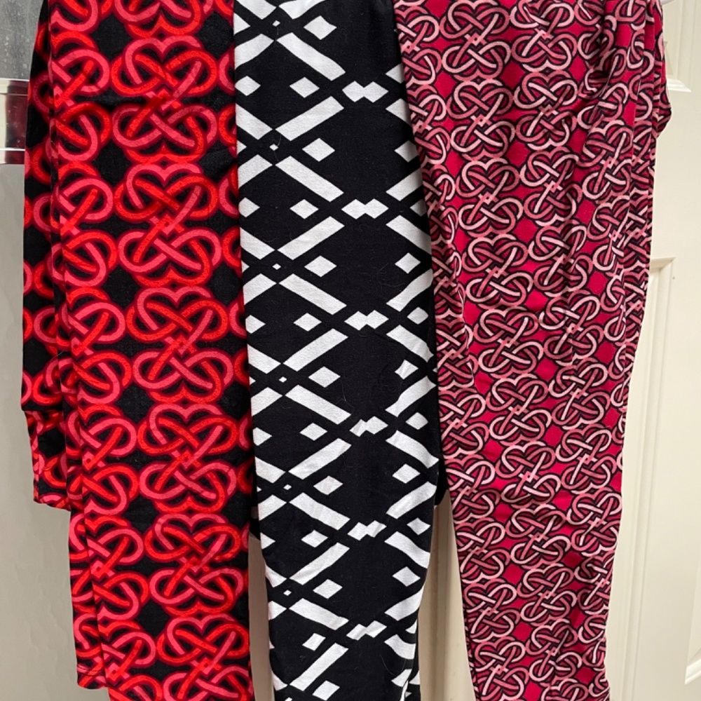 LuLaRoe OS Leggings - Picture 3 of 6